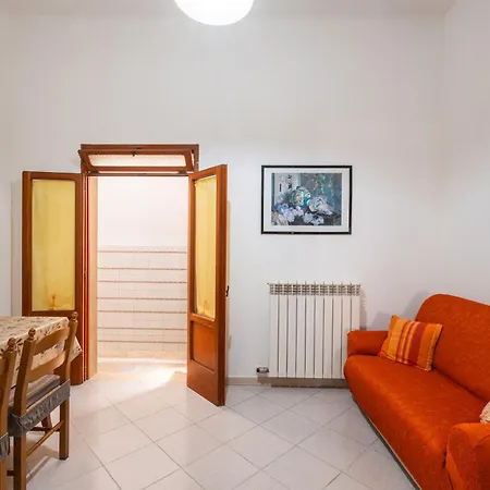 Casa Rosa Guerriera * 加拉托内